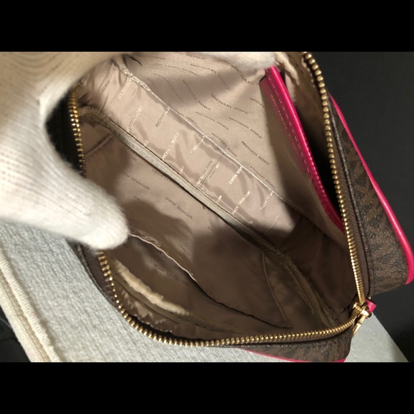 ⚠️Michael Kors Large Jet Set CrossBody ⚠️ - Picture 5 of 8